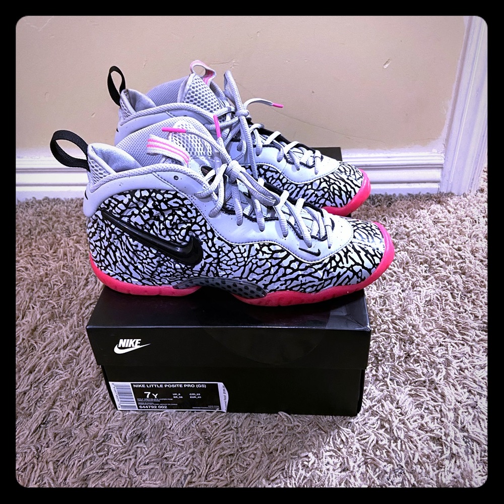 NIKE Little Posite Pro
